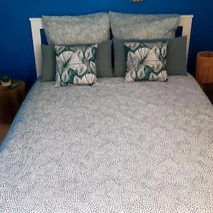 https://studio-tout-equipe-au-coeur-de-aix-en-provence.fr-provencehotel.com