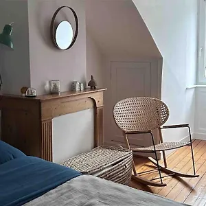 https://lodet-superbe-vue-sur-les-quais-hyper-centre.inbrittany.com