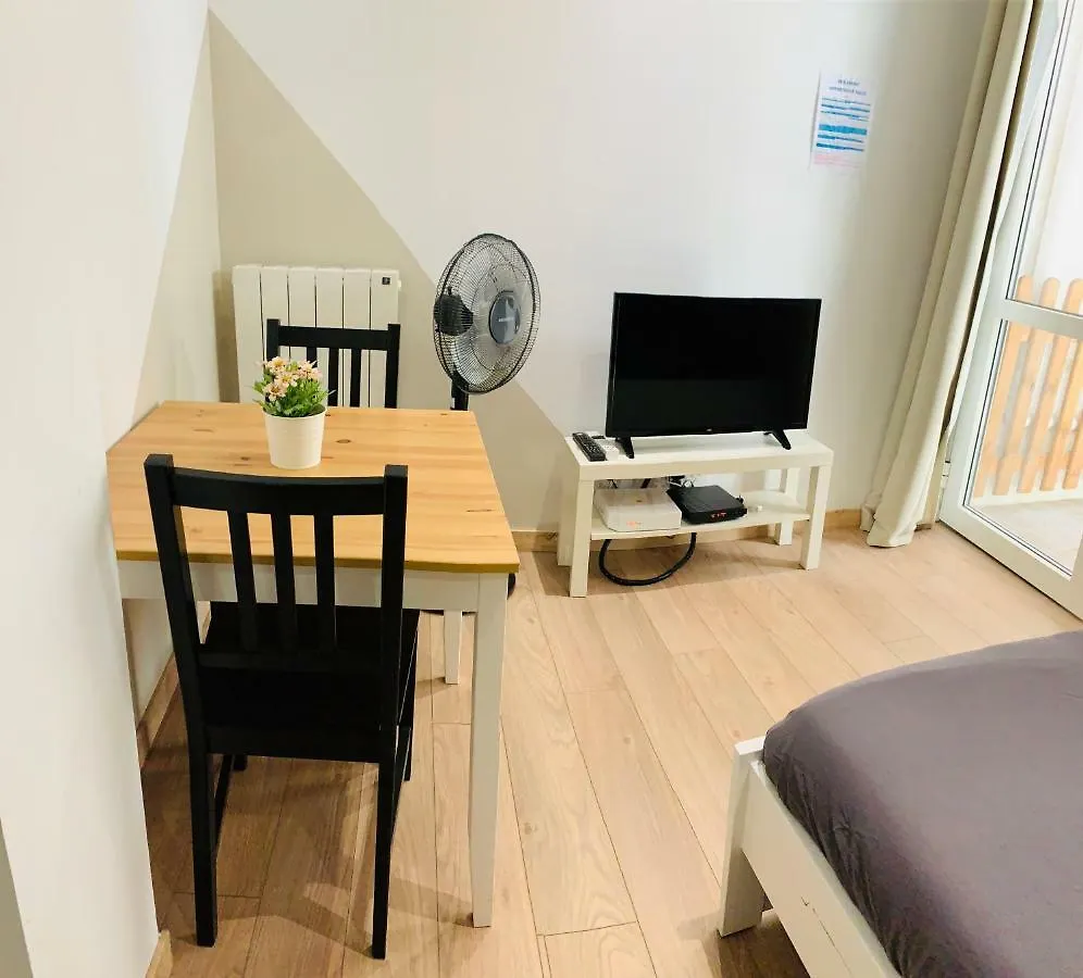 Cassis Studio 엑상프로방스 0*,  프랑스